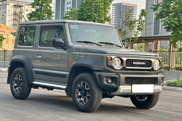 Suzuki Jimny 2024 siêu lướt giá rẻ - Hình 2 Suzuki Jimny 2024 sieu luot gia re-Hinh-2