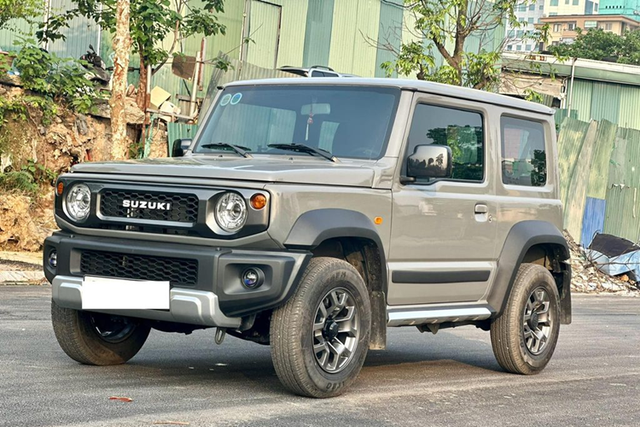 Suzuki Jimny 2024 siêu lướt giá rẻ Suzuki Jimny 2024 sieu luot gia re