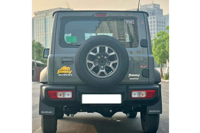 Suzuki Jimny 2024 siêu lướt giá rẻ - Hình 8 Suzuki Jimny 2024 sieu luot gia re-Hinh-8