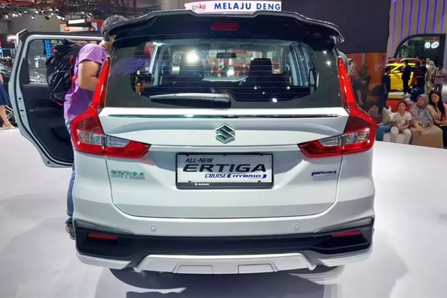 Chi tiết Suzuki Ertiga Cruise 2024 chỉ từ 449 triệu đồng - Hình 8 Chi tiet Suzuki Ertiga Cruise 2024 chi tu 449 trieu dong-Hinh-8