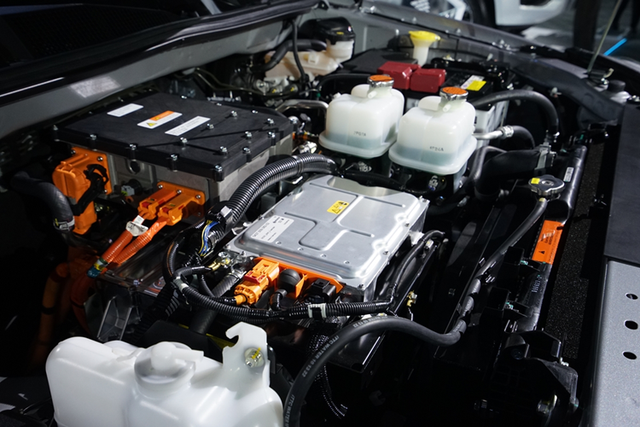 Chi tiết bán tải điện Isuzu D-Max EV - Hình 4 Chi tiet ban tai dien Isuzu D-Max EV-Hinh-4