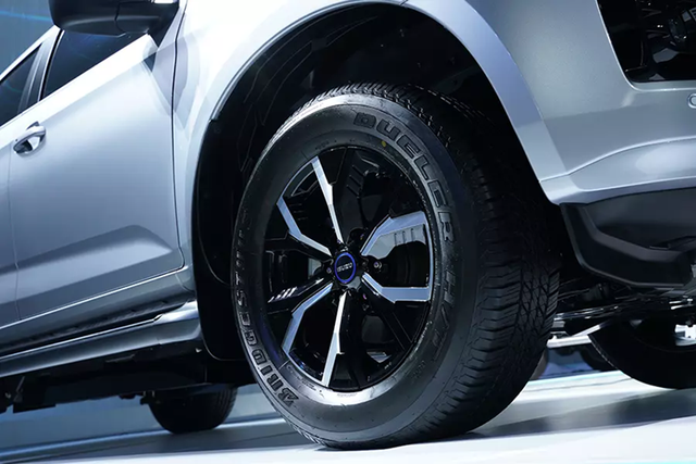 Chi tiết bán tải điện Isuzu D-Max EV - Hình 8 Chi tiet ban tai dien Isuzu D-Max EV-Hinh-8