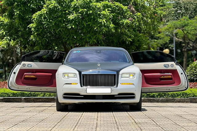Huan hoa hong rao ban Rolls-Royce Wraith tien ty chi sau hon 1 nam-Hinh-2