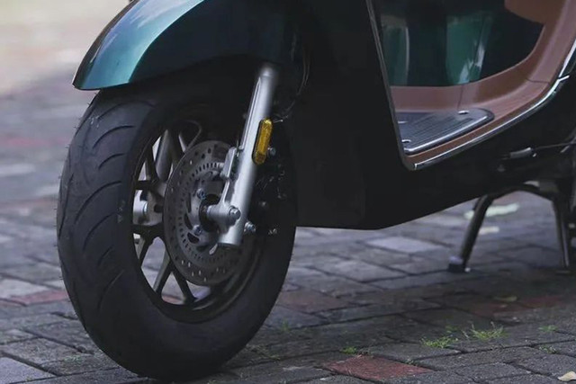 Chi tiết Honda Stylo 160 giá khoảng 70 triệu đồng - Hình 9 Chi tiet Honda Stylo 160 gia khoang 70 trieu dong-Hinh-9