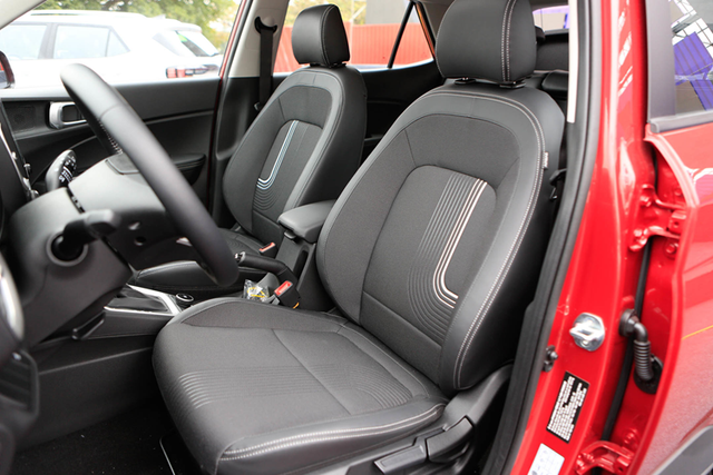 Chi tiết Hyundai Venue tại Việt Nam chỉ 485 triệu đồng - Hình 9 Chi tiet Hyundai Venue tai Viet Nam chi 485 trieu dong-Hinh-9