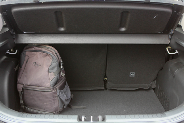 Chi tiết Hyundai Venue tại Việt Nam chỉ 485 triệu đồng - Hình 11 Chi tiet Hyundai Venue tai Viet Nam chi 485 trieu dong-Hinh-11