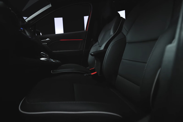 Mitsubishi ASX 2024 được bán tại Châu Âu có gì hút khách? - Hình 7 Mitsubishi ASX 2024 duoc ban tai Chau Au co gi hut khach?-Hinh-7