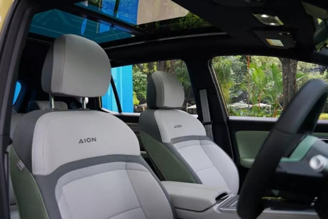 Chi tiết Aion Y Plus của Trung Quốc đang gây sốt tại Thái Lan - Hình 4 Chi tiet Aion Y Plus cua Trung Quoc dang gay sot tai Thai Lan-Hinh-4