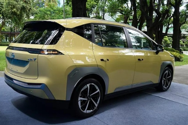 Chi tiết Aion Y Plus của Trung Quốc đang gây sốt tại Thái Lan - Hình 9 Chi tiet Aion Y Plus cua Trung Quoc dang gay sot tai Thai Lan-Hinh-9