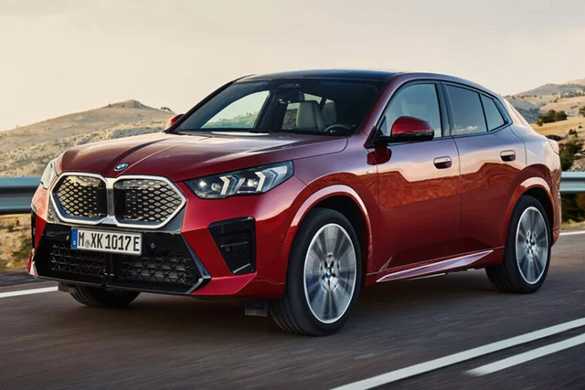 Người dùng xe BMW có thể dùng mắt để chuyển làn đường Nguoi dung xe BMW co the dung mat de chuyen lan duong