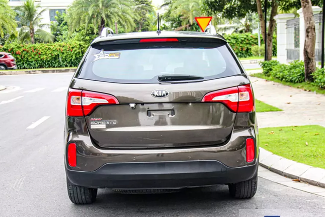 Kia Sorento 2014 chỉ 430 triệu đồng - Hình 9 Kia Sorento 2014 chi 430 trieu dong-Hinh-9