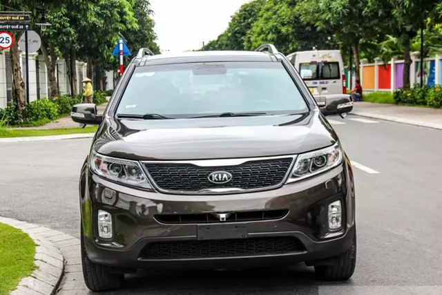 Kia Sorento 2014 chỉ 430 triệu đồng - Hình 8 Kia Sorento 2014 chi 430 trieu dong-Hinh-8