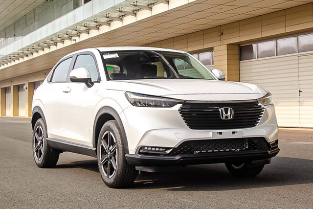 Hãng khuyến mãi mạnh cho mẫu Honda HR-V - Hình 2 Hang khuyen mai manh cho mau Honda HR-V-Hinh-2