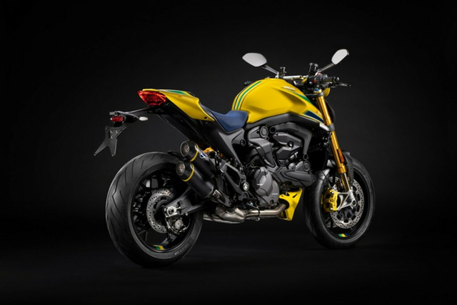 Ducati Monster Senna phiên bản tri ân Ayrton Senna từ 589 triệu đồng - Hình 9 Ducati Monster Senna phien ban tri an Ayrton Senna tu 589 trieu dong-Hinh-9