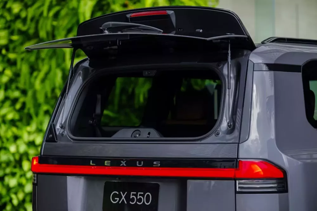 Ngắm mãi mẫu SUV hạng sang GX thế hệ mới - Hình 6 Ngam mai mau SUV hang sang GX the he moi-Hinh-6