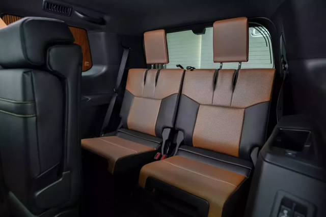 Ngắm mãi mẫu SUV hạng sang GX thế hệ mới - Hình 8 Ngam mai mau SUV hang sang GX the he moi-Hinh-8