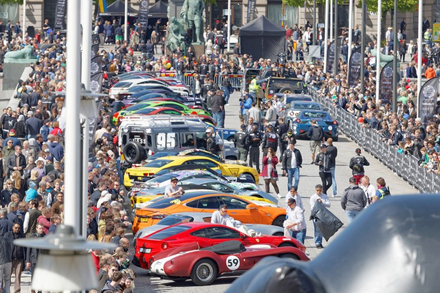 Gumball 3000 là niềm mơ ước của nhiều tay chơi siêu xe - Hình 7 Gumball 3000 la niem mo uoc cua nhieu tay choi sieu xe-Hinh-7