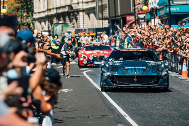 Gumball 3000 là niềm mơ ước của nhiều tay chơi siêu xe - Hình 6 Gumball 3000 la niem mo uoc cua nhieu tay choi sieu xe-Hinh-6