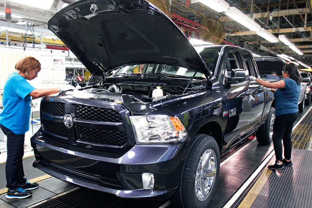 Gian lận khí thải dòng xe bán tải Ram, Cummins bị phạt 2 tỷ USD Gian lan khi thai dong xe ban tai Ram, Cummins bi phat 2 ty USD