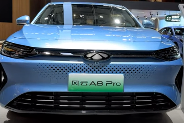 Mẫu xe sedan Chery Fulwin A8 Pro PHEV 2024 giá bao nhiêu? - Hình 3 Mau xe sedan Chery Fulwin A8 Pro PHEV 2024 gia bao nhieu?-Hinh-3