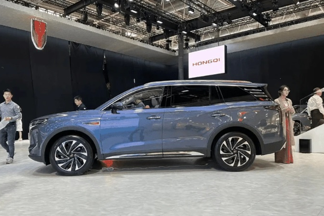 Chi tiết Hongqi HS7 PHEV 2024 mới - Hình 3 Chi tiet Hongqi HS7 PHEV 2024 moi-Hinh-3
