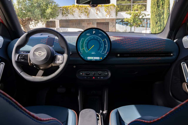 MINI Aceman 2025 mới là mẫu xe chạy bằng điện - Hình 6 MINI Aceman 2025 moi la mau xe chay bang dien-Hinh-6