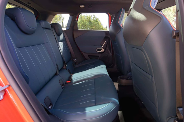 MINI Aceman 2025 mới là mẫu xe chạy bằng điện - Hình 8 MINI Aceman 2025 moi la mau xe chay bang dien-Hinh-8