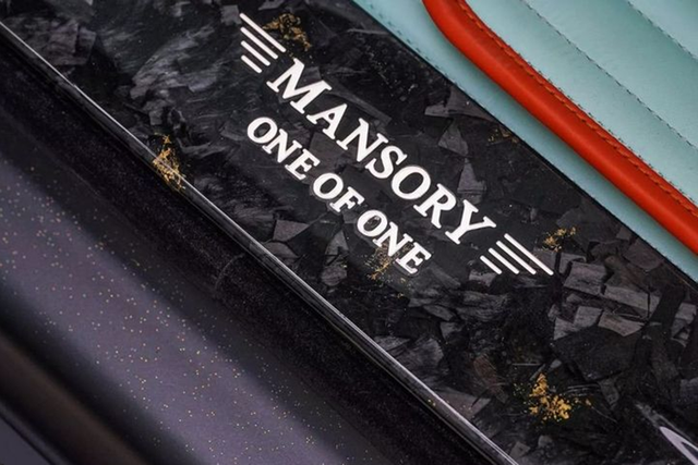 Chiếc Rolls-Royce Cullinan Mansory gắn biển số giá 365 tỷ đồng - Hình 6 Chiec Rolls-Royce Cullinan Mansory gan bien so gia 365 ty dong-Hinh-6