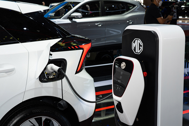 Lộ diện mẫu SUV điện MG4 EV tại Việt Nam - Hình 8 Lo dien mau SUV dien MG4 EV tai Viet Nam-Hinh-8