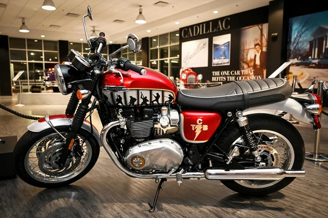 Mẫu môtô hoài cổ Triumph Bonneville T120 Elvis Presley Limited Edition - Hình 4 Mau moto hoai co Triumph Bonneville T120 Elvis Presley Limited Edition-Hinh-4