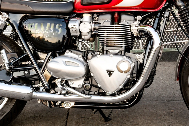 Mẫu môtô hoài cổ Triumph Bonneville T120 Elvis Presley Limited Edition - Hình 10 Mau moto hoai co Triumph Bonneville T120 Elvis Presley Limited Edition-Hinh-10