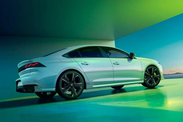Nhà sản xuất khai tử Peugeot 508 phiên bản sedan thể thao - Hình 3 Nha san xuat khai tu Peugeot 508 phien ban sedan the thao-Hinh-3