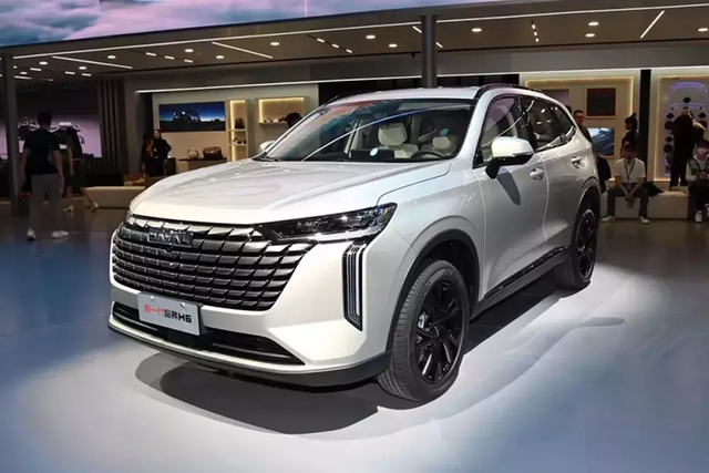 Chi tiết xe Haval H6 2025 giá rẻ chỉ từ 412 triệu đồng Chi tiet xe Haval H6 2025 gia re chi tu 412 trieu dong