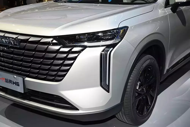 Chi tiết xe Haval H6 2025 giá rẻ chỉ từ 412 triệu đồng - Hình 2 Chi tiet xe Haval H6 2025 gia re chi tu 412 trieu dong-Hinh-2
