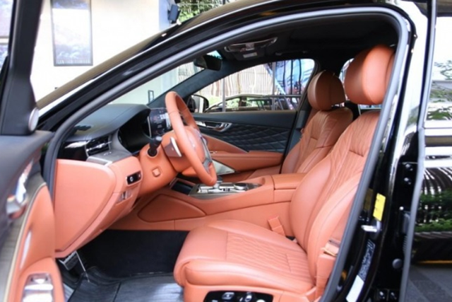 Mẫu sedan hạng sang cỡ lớn K9 2024 giá chỉ hơn 1 tỷ - Hình 4 Mau sedan hang sang co lon K9 2024 gia chi hon 1 ty-Hinh-4