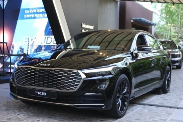 Mẫu sedan hạng sang cỡ lớn K9 2024 giá chỉ hơn 1 tỷ Mau sedan hang sang co lon K9 2024 gia chi hon 1 ty