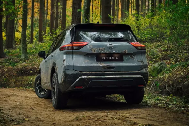 Hãng Nissan tung ra phiên bản N-Trek mới với thiết kế rắn rỏi - Hình 11 Hang Nissan tung ra phien ban N-Trek moi voi thiet ke ran roi-Hinh-11