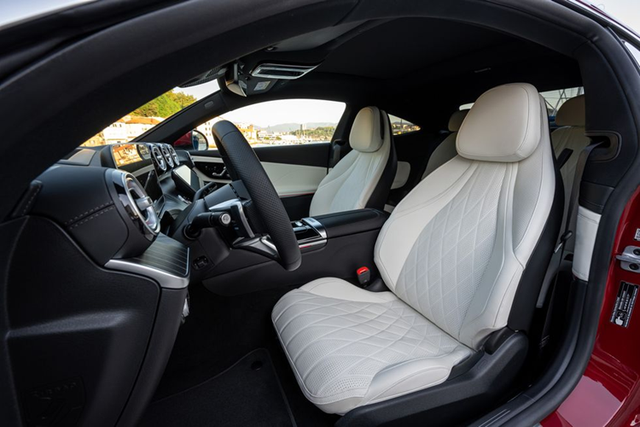 Bên trong Mercedes-Benz CLE Coupe 2024 - Hình 6 Ben trong Mercedes-Benz CLE Coupe 2024-Hinh-6