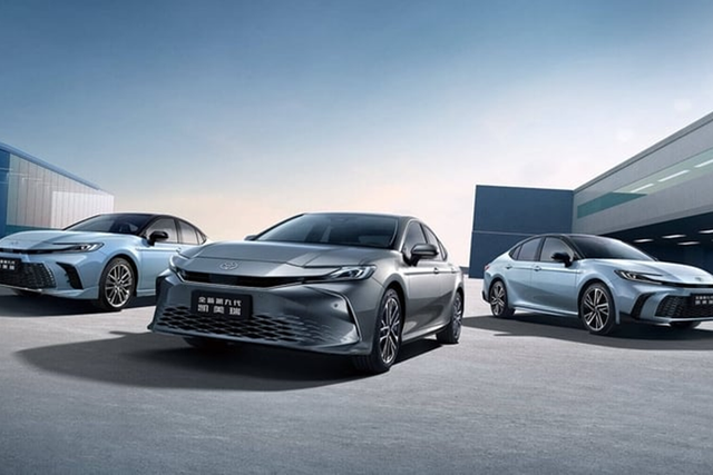 Chi tiết Toyota Camry 2024 giá chỉ từ 596 triệu đồng Chi tiet Toyota Camry 2024 gia chi tu 596 trieu dong