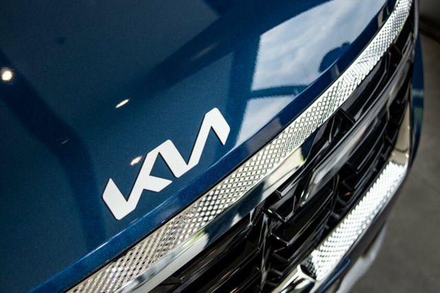 Kia Seltos 2024 giá khởi điểm từ 599 triệu đồng - Hình 9 Kia Seltos 2024 gia khoi diem tu 599 trieu dong-Hinh-9