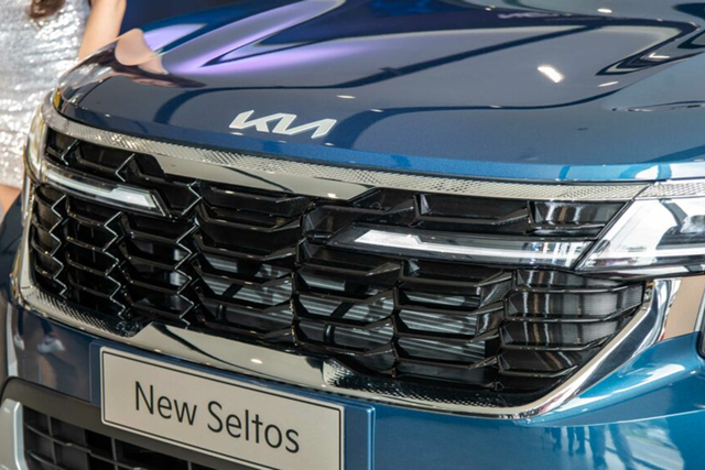 Kia Seltos 2024 giá khởi điểm từ 599 triệu đồng - Hình 6 Kia Seltos 2024 gia khoi diem tu 599 trieu dong-Hinh-6