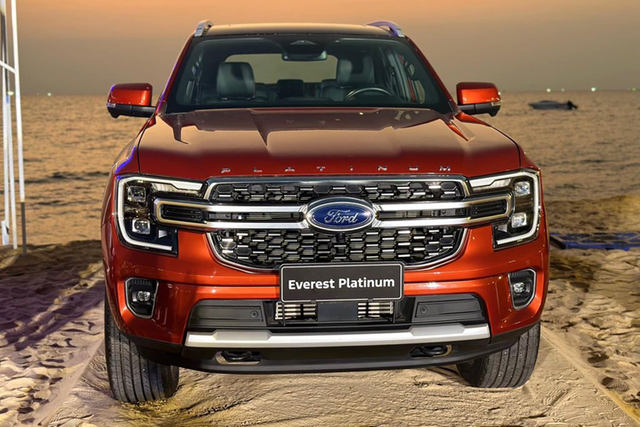 Ford Everest Platinum 1,509 tỷ đồng có gì hay? - Hình 2 Ford Everest Platinum 1,509 ty dong co gi hay?-Hinh-2