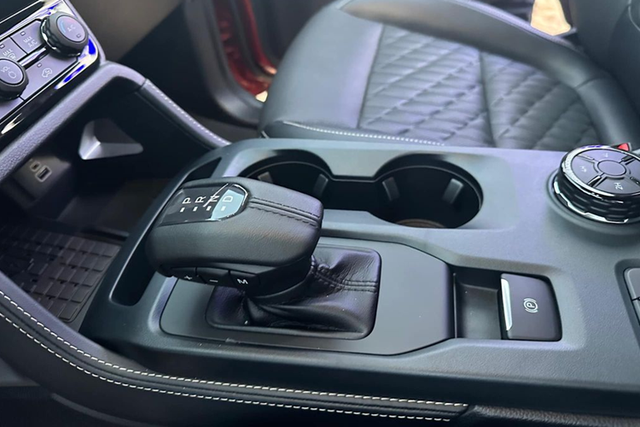 Ford Everest Platinum 1,509 tỷ đồng có gì hay? - Hình 7 Ford Everest Platinum 1,509 ty dong co gi hay?-Hinh-7