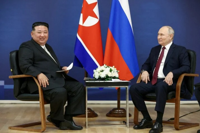 Xe Aurus Senat được ông Putin tặng lãnh đạo Triều Tiên mạnh cỡ nào? - Hình 8 Xe Aurus Senat duoc ong Putin tang lanh dao Trieu Tien manh co nao?-Hinh-8