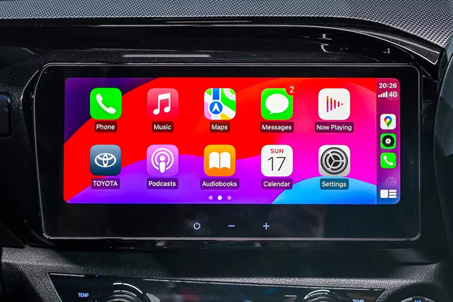 Bên trong chiếc xe bán tải Toyota Hilux GR Sport - Hình 11 Ben trong chiec xe ban tai Toyota Hilux GR Sport-Hinh-11