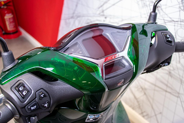 Xe tay ga Honda SH Vetro 2024 có gì mà giá tới 190 triệu? - Hình 4 Xe tay ga Honda SH Vetro 2024 co gi ma gia toi 190 trieu?-Hinh-4