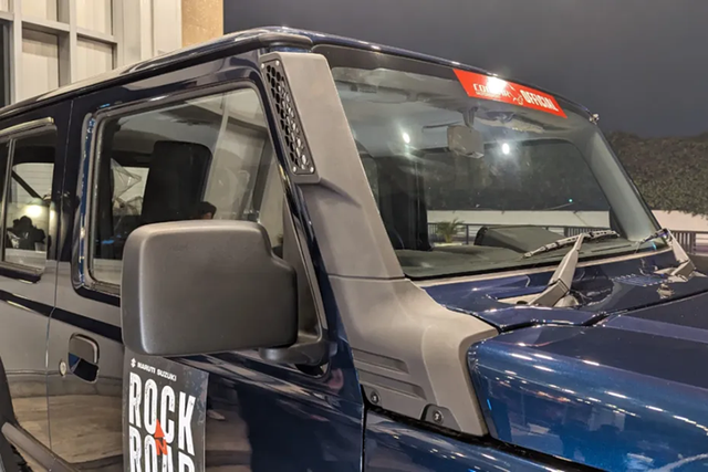 Suzuki Jimny 5 độ off-road siêu hầm hố - Hình 5 Suzuki Jimny 5 do off-road sieu ham ho-Hinh-5