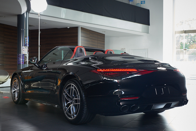 Xem Mercedes-AMG SL 43 hạng sang giá 6,9 tỷ đồng - Hình 23 Xem Mercedes-AMG SL 43 hang sang gia 6,9 ty dong-Hinh-23