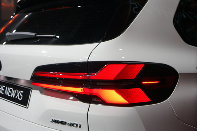 Đại lý giảm đến 175 triệu cho BMW X5 - Hình 12 Dai ly giam den 175 trieu cho BMW X5-Hinh-12