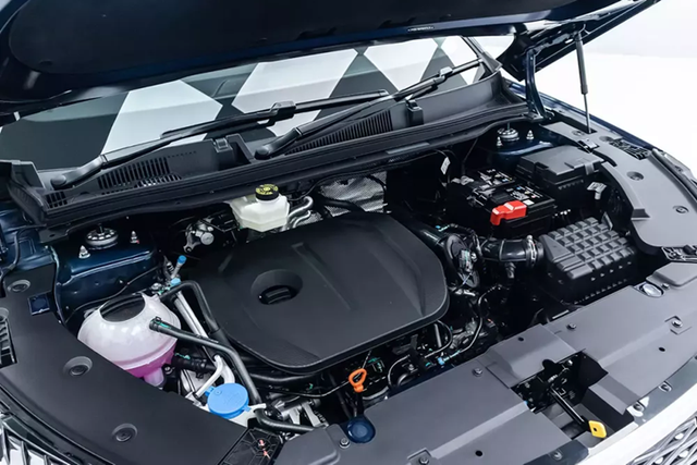 Omoda 5 - SUV cỡ B ngoại thất đẹp, còn nội thất thế nào? - Hình 12 Omoda 5 - SUV co B ngoai that dep, con noi that the nao?-Hinh-12